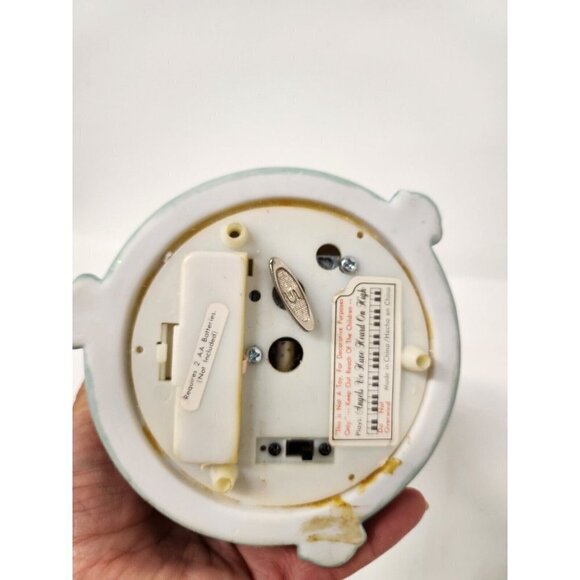 VINTAGE Angel In Egg Music Box Plays Angels We Have Hear On High Ceramic - Picture 9 of 11